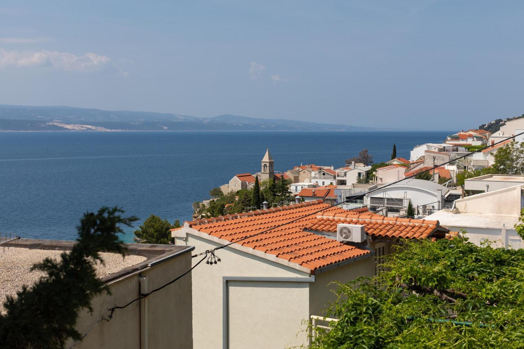 Apartments With A Parking Space Pisak, Omis - 5975 Exterior photo