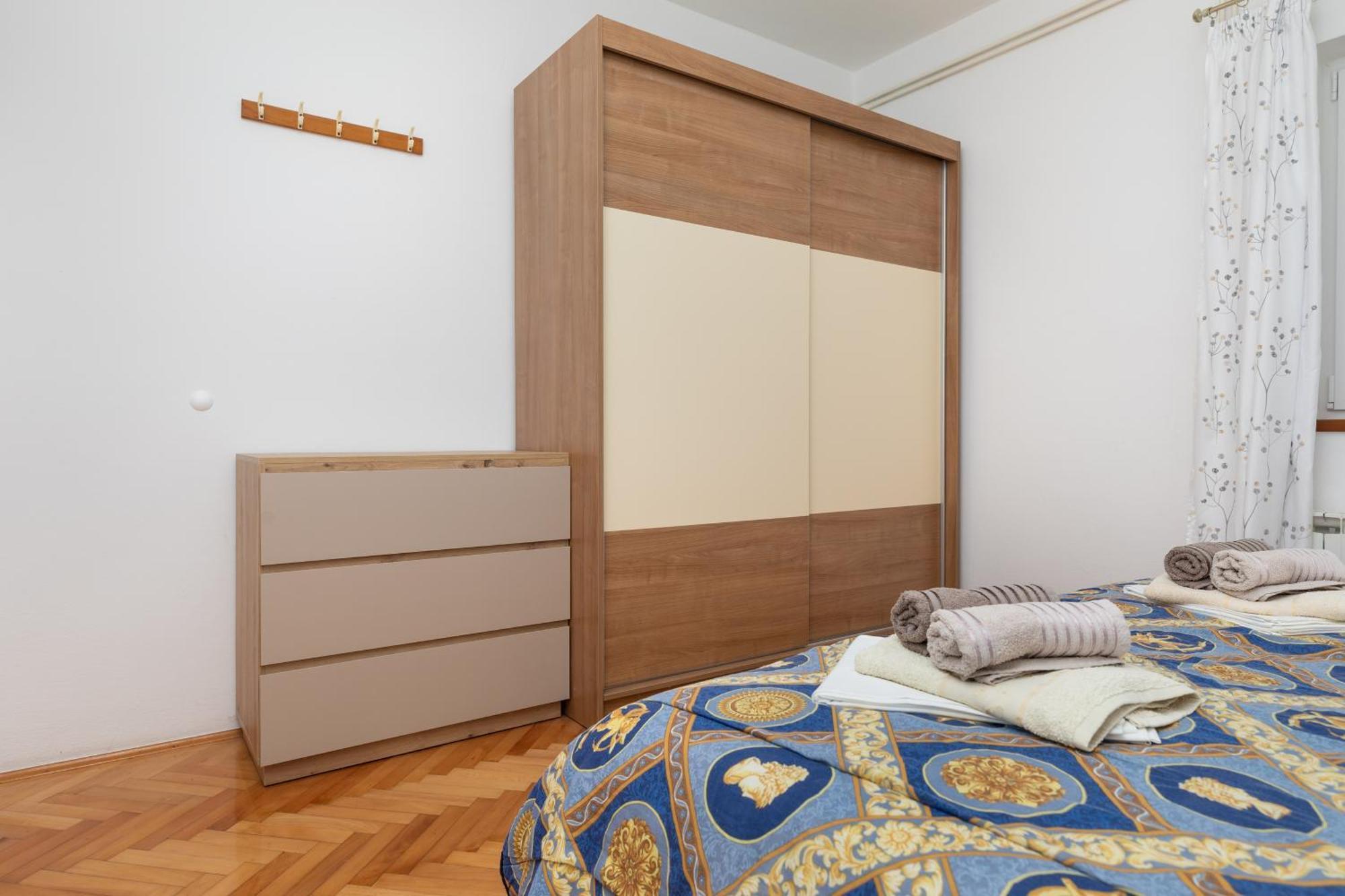 Apartments With A Parking Space Pisak, Omis - 5975 Room photo